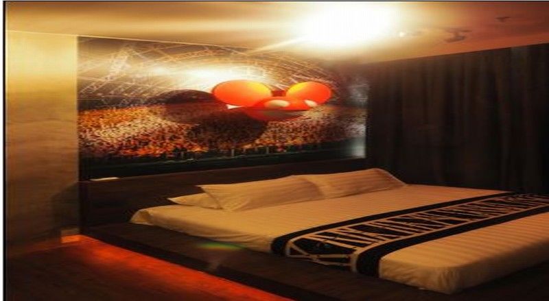 The Hulo Hotel & Gallery Куала-Лумпур Экстерьер фото